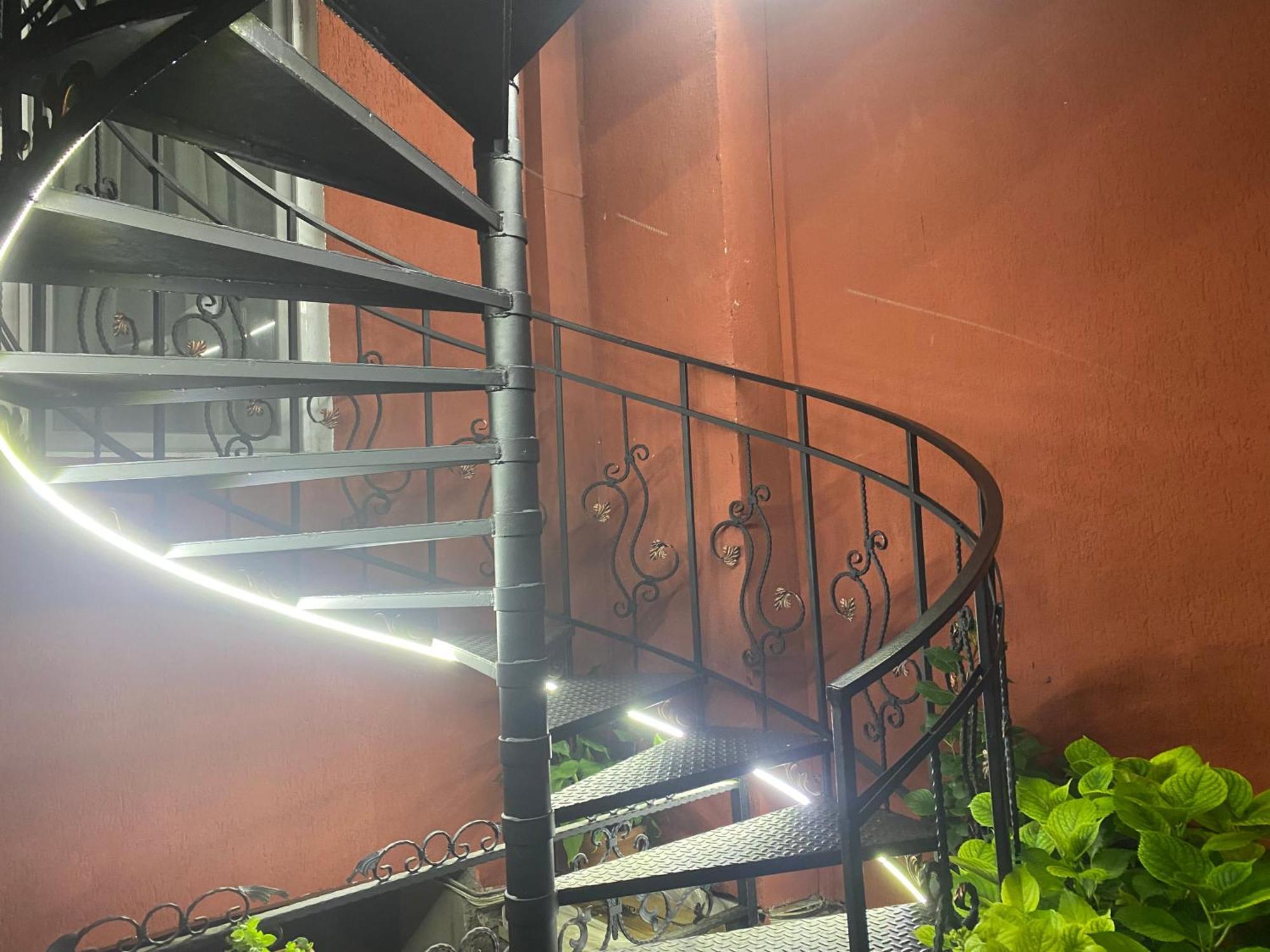 Mimino T&G Hotel Tbilisi Ngoại thất bức ảnh